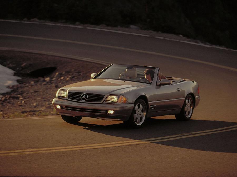  Mercedes-Benz SL500 1993 года  (US) (фото 3 из 6)